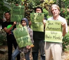 Walhi staff and Patrick with banners